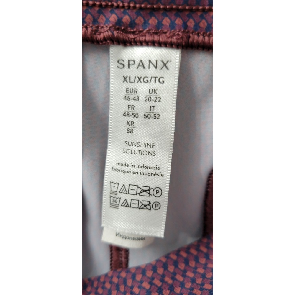 Spanx Sunshine Skort Geoscape Print Size XL Navy Blue Burgundy EUC UPF 50+ - Picture 6 of 7